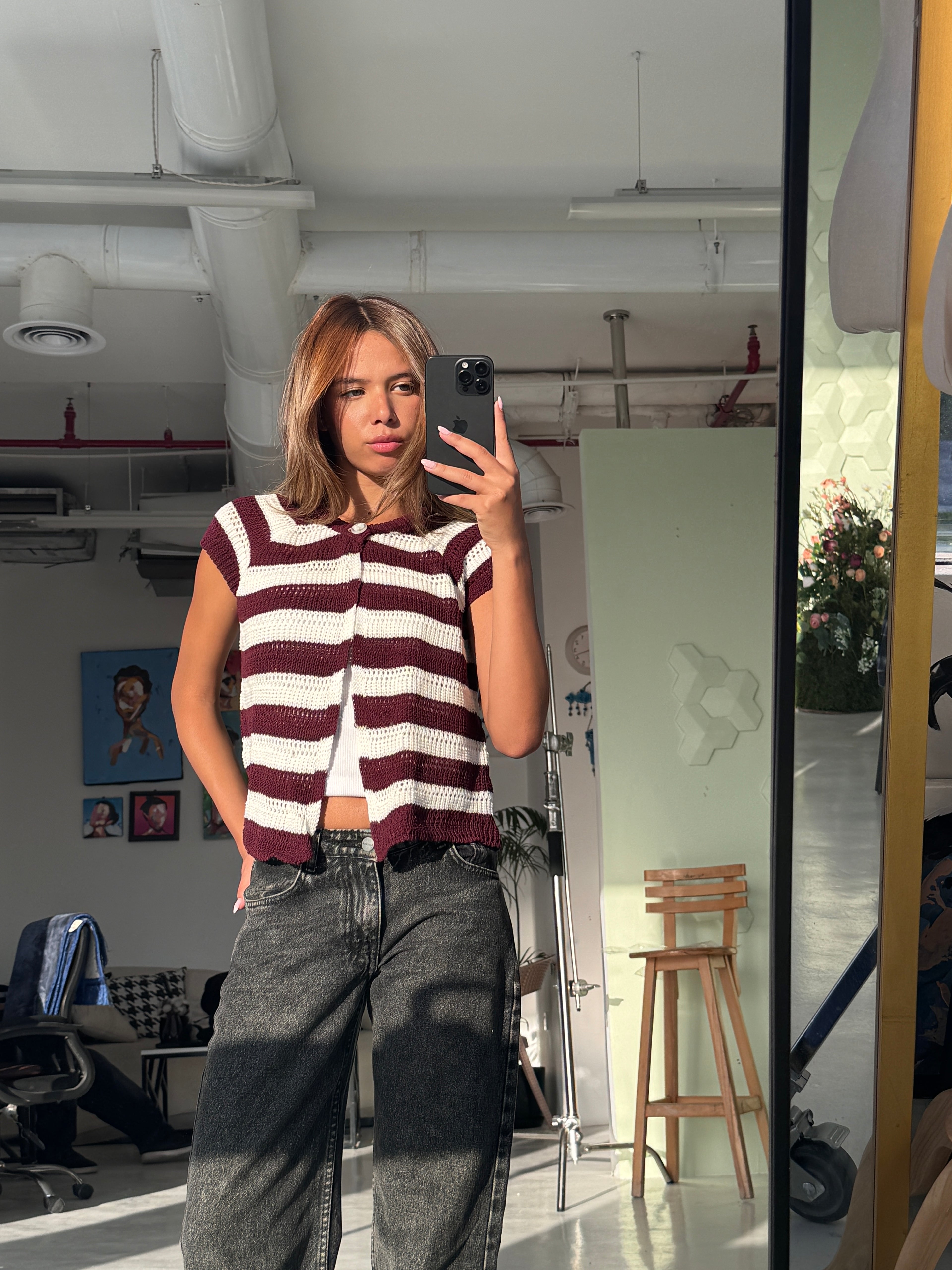 Buttoned knit in Burgundy