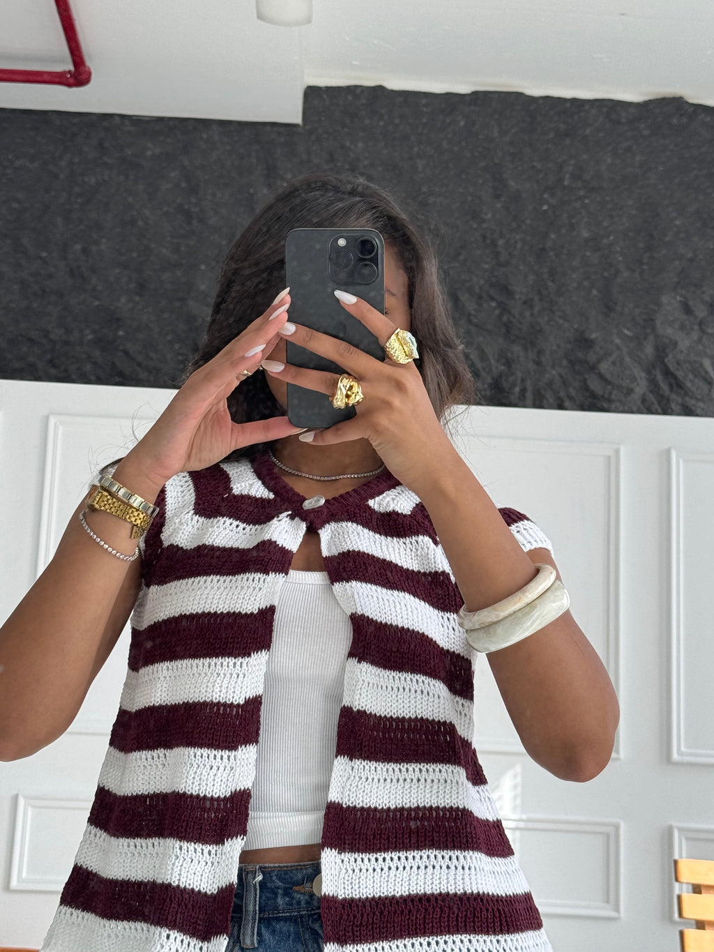 Buttoned knit in Burgundy